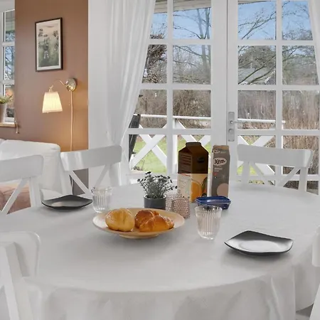 Cozy In With Kitchen بيت للعطل *